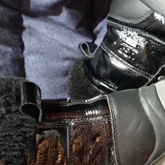 UGG ADIRONDACK BOOTS 6 - Picture 6 of 8